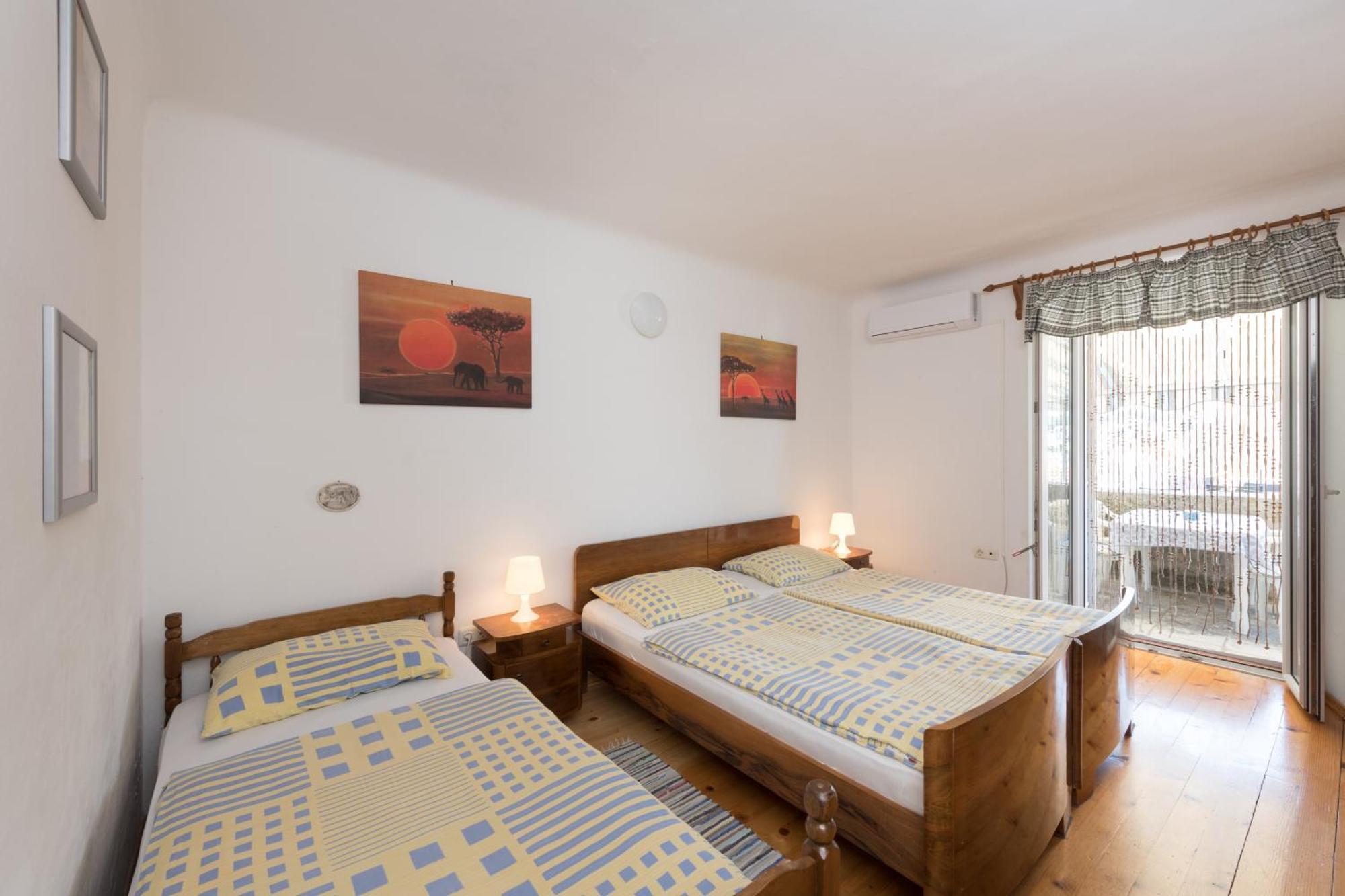 Apartments Mirakul มาลีโลชินจ์ ห้อง รูปภาพ